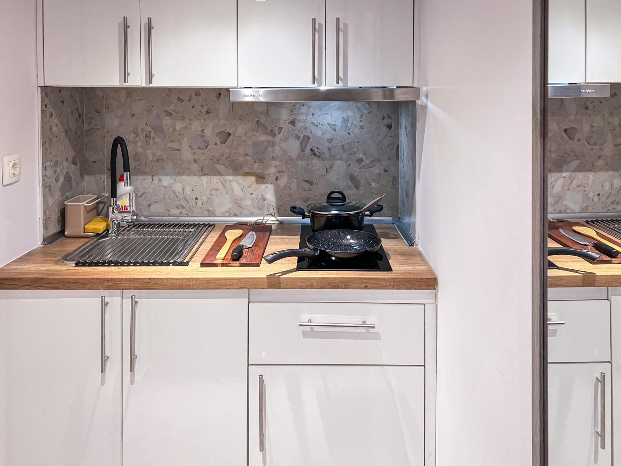 Ikaros Welcome Stay Downtown Loft - Explore Center By Foot - Close To Arch Of Galerius Salonicco Esterno foto